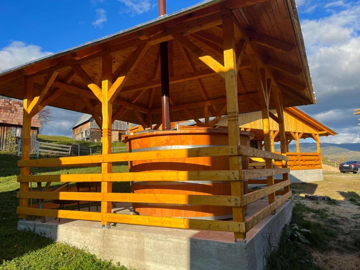 Cabana Trif Arada Exterior photo